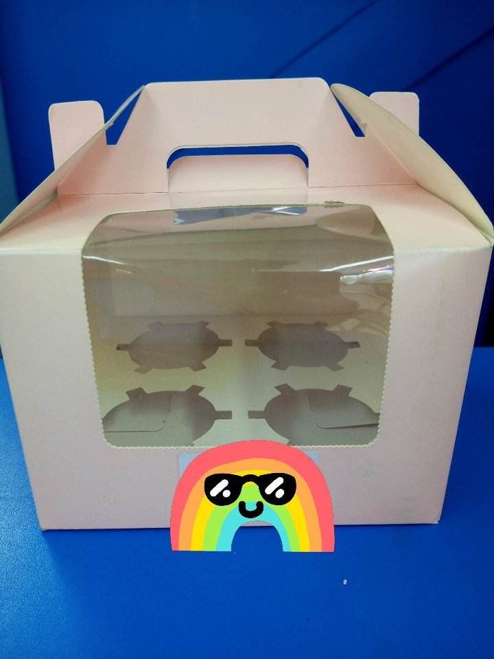 Cupcake Box 4 holes, with handle (pink) (GPPB 40) (Category: Storage Boxes & Baskets) located in Caloocan City. Submitted by glasspakph (Listing ID 1228613044, Image 1). Description: Size: Height:11cm Length:15.5cm Width:15.5cm Cake Box is a great way to hold your to go cakes, pies, muffins & cupcakes! Order a box a little larger than your cake to allow room for decorating. This 1 piece box is easy to use as you just fold the corners and lock the