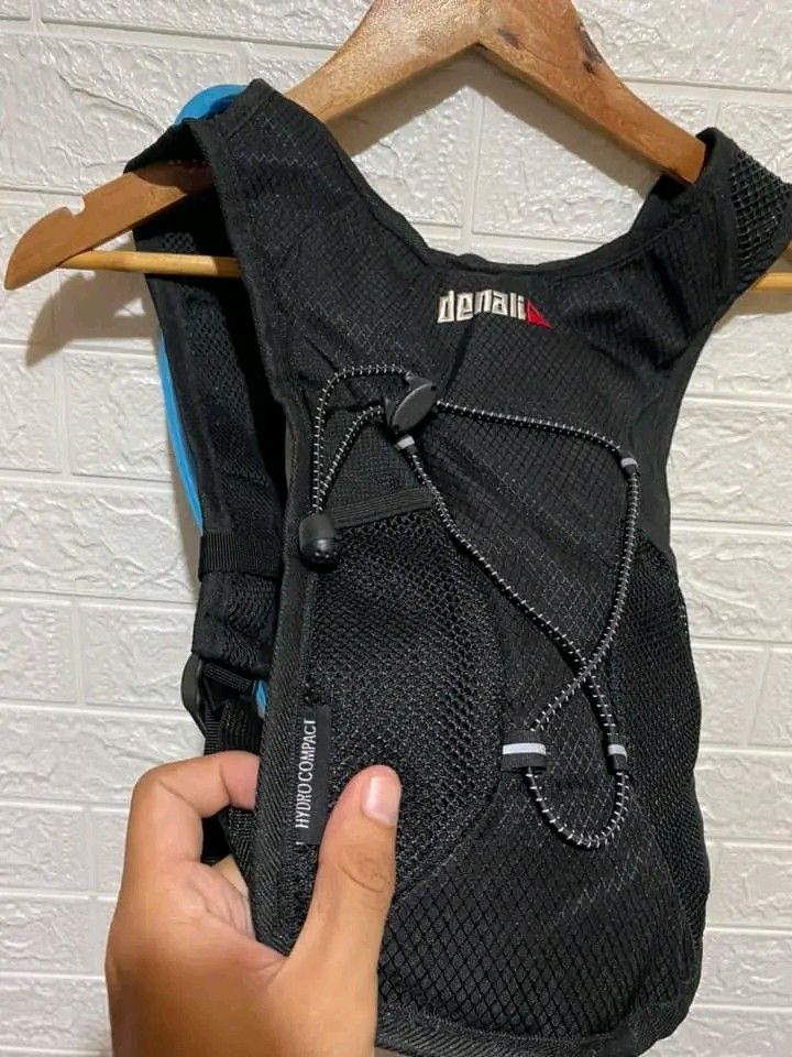 Denali Hydration Pack 1.5L on Carousell