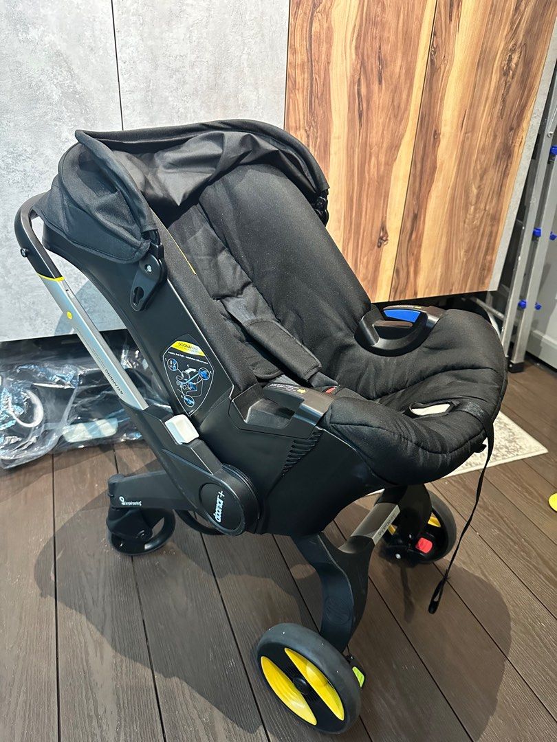 Doona Car Seat Stroller with new cover set, Babies & Kids, Going Out