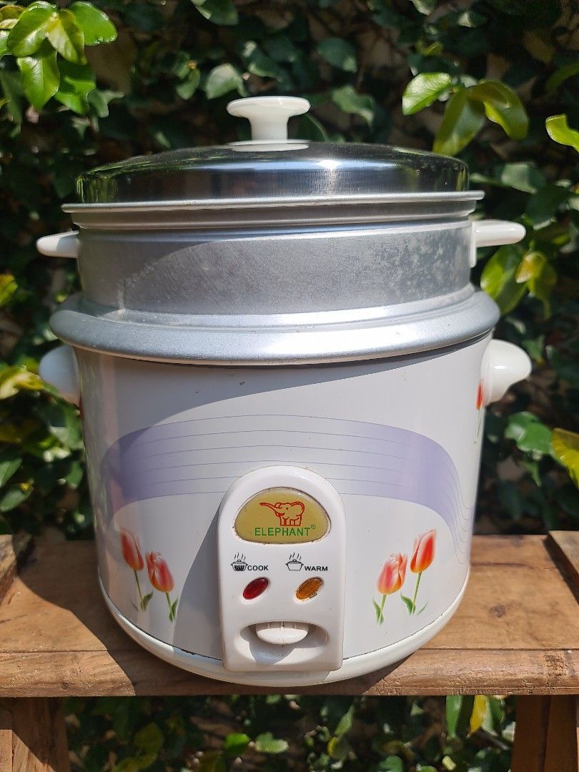 ELEPHANT rice cooker/steamer