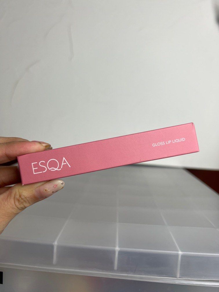 Esqa Gloss Lip Liquid Shade Suave on Carousell