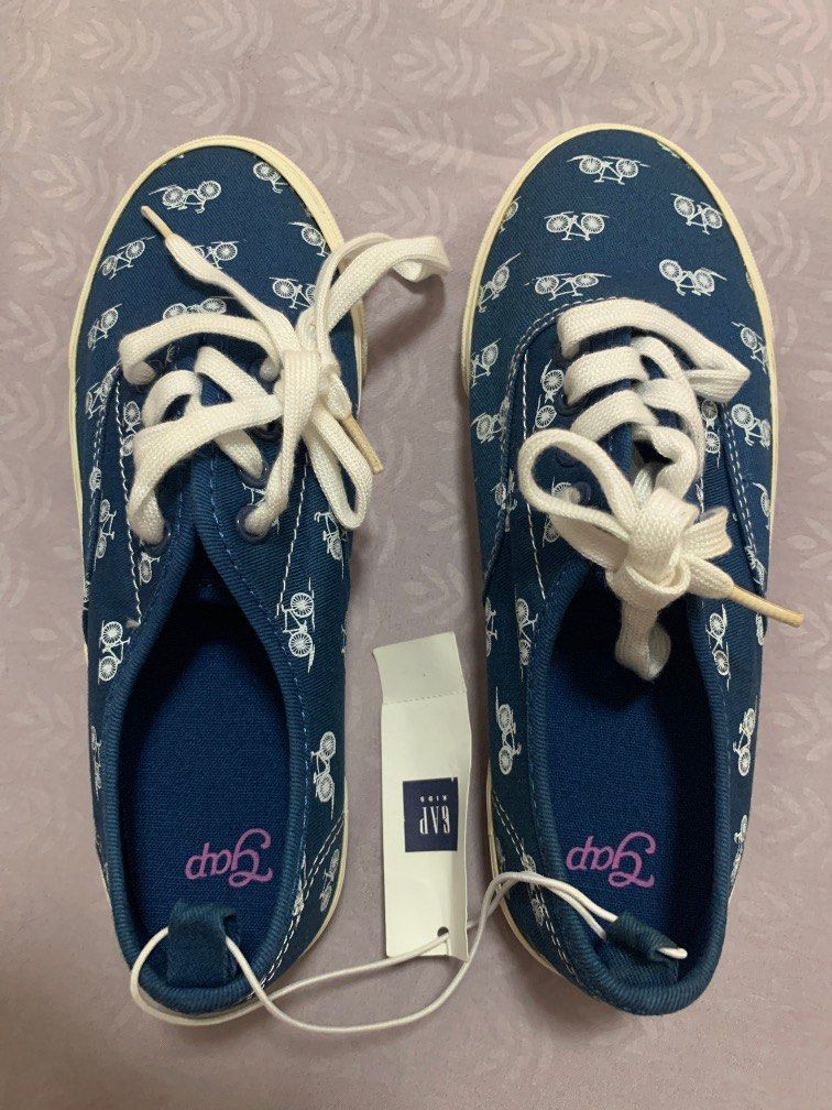 Gap boys sneakers hotsell