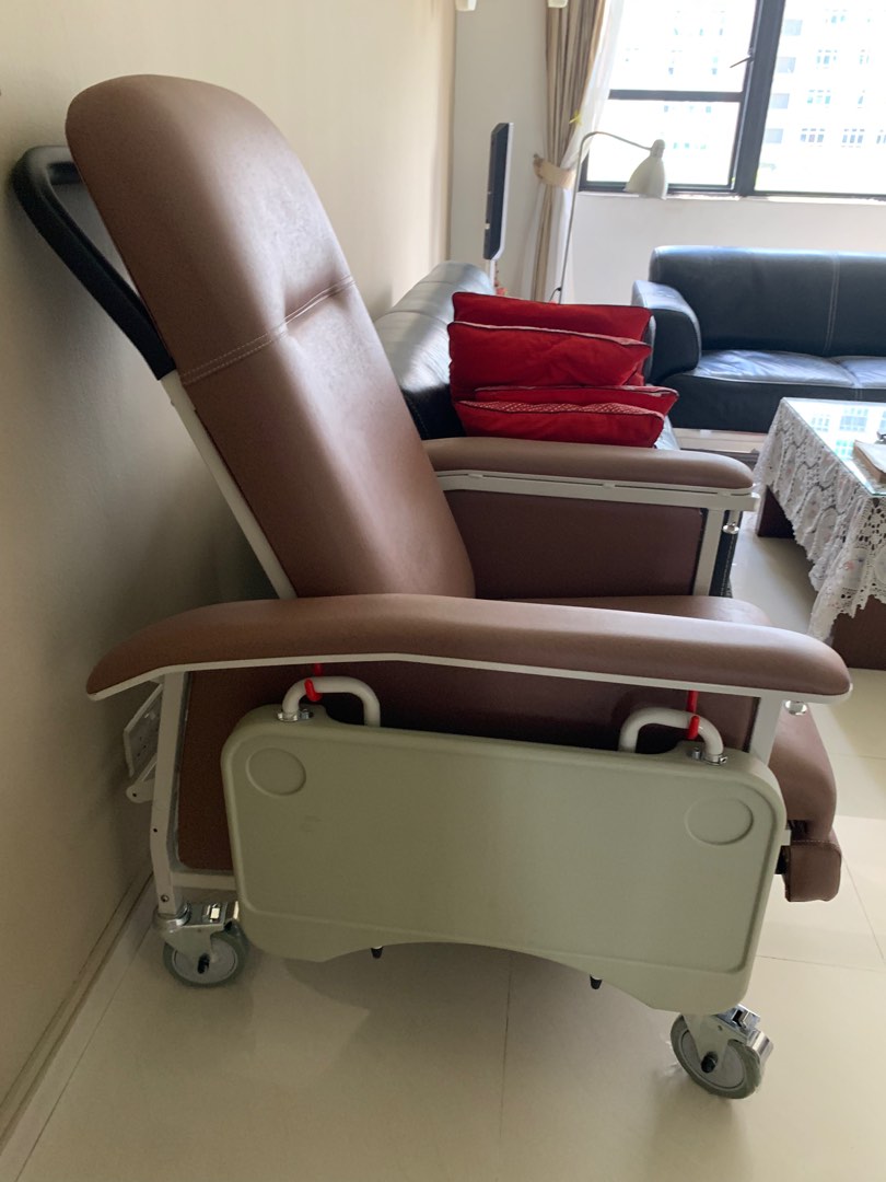 Geriatric Chair, Health & Nutrition, Assistive & Rehabilatory Aids
