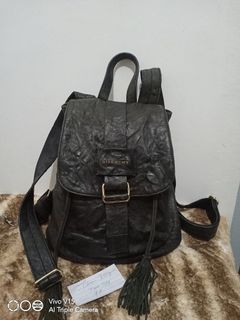 (Category: ) located in . Submitted by luxbagelyas (Listing ID 1228674341, Image 1). Description: .