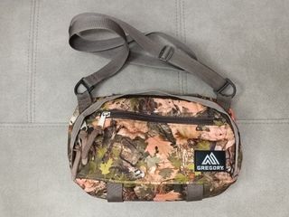 （分類：）位於 。 由 hungcc711 提交（商品編號 1228674496，圖片 1）。簡介： 。