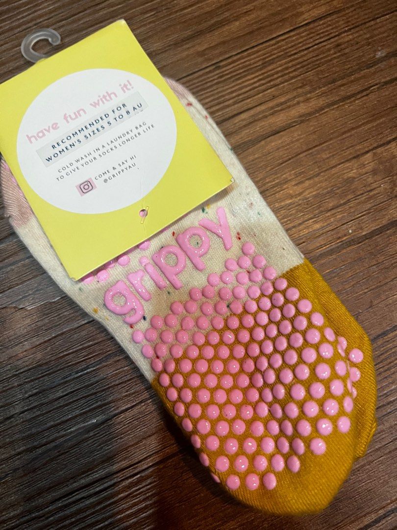Grippy colour pop grip socks tag : pilates socks lululemon nike