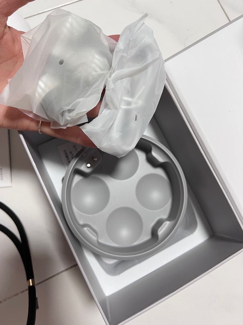 Head massage machine, Health & Nutrition, Massage Devices on Carousell