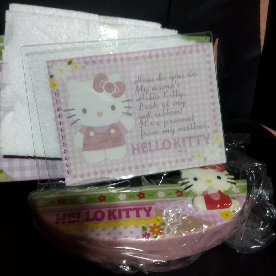 Hello kitty photo frame bnew 2011 (Category: Frames & Pictures) located in Muntinlupa City. Submitted by periwinklefairy23 (Listing ID 1228594732, Image 2). Description: new arrival sorry po mhal ko din nkuha.