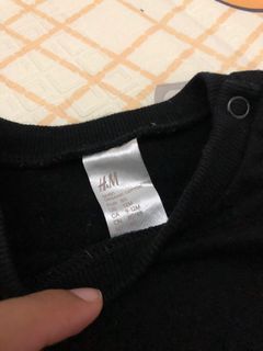 (Category: ) located in . Submitted by wardrobepreloved_99 (Listing ID 1228668149, Image 1). Description: .