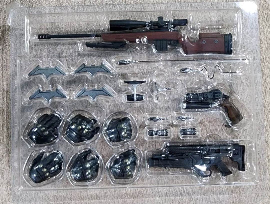 Hot Toys Batman with Sniper Rifle and Tech Cowl MMS342 - Batman vs ...
