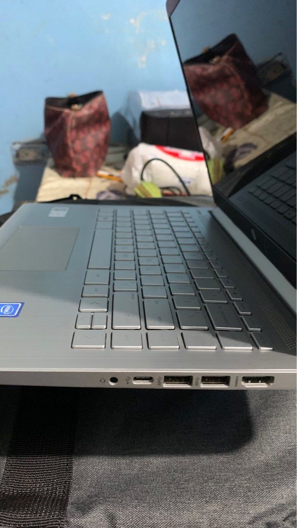 HP LAPTOP 14s (Category: Laptops & Notebooks) located in Pateros City. Submitted by pbquuin (Listing ID 1228652894, Image 3). Description: 📌MALL PRICE: 23,000 📌SELLING PRICE: 15,000 📌REASON FOR SELLING: nakatambak 📌NO ISSUE (no hidden issue, dents and scratches ) Bagong bagong, month old! 📌BAG AND CHARGER INCLUDED Product Description: 📎Windows 11/Intel Celeron N4120 (1.1 GHz base frequency, up to 2.6 GHz burst frequency, 4 MB L2 cache, 4 co