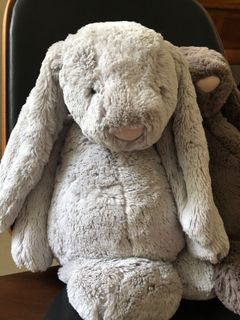 (Category: ) located in . Submitted by jillleong (Listing ID 1228614075, Image 1). Description: .