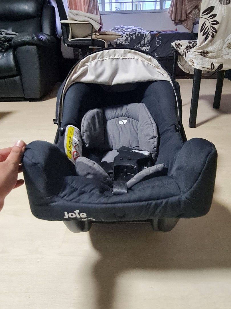 Joie Gemm Car Seat with Adapter, Babies & Kids, Going Out, Car Seats on