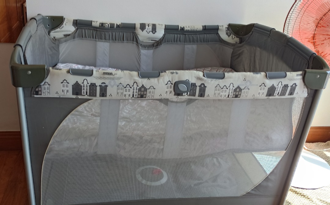 Joie travel cot, Babies & Kids, Baby Nursery & Kids Furniture, Cots