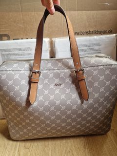(Category: ) located in . Submitted by prelovedbymarlyn (Listing ID 1215495782, Image 1). Description: .