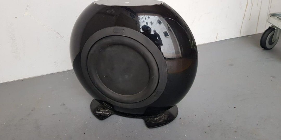 KEF Subwoofer, Audio, Soundbars, Speakers & Amplifiers on Carousell