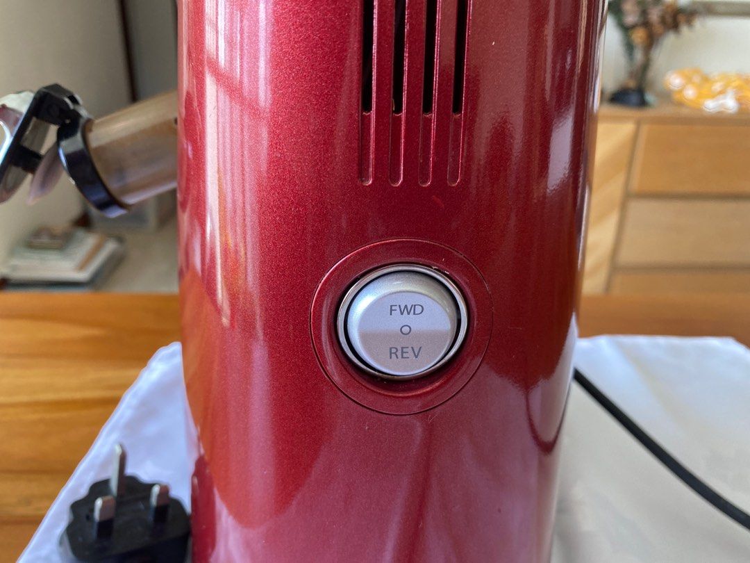 Kuvings Slow Juicer, TV & Home Appliances, Kitchen Appliances, Juicers