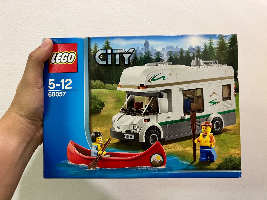 Lego camper discount 60057