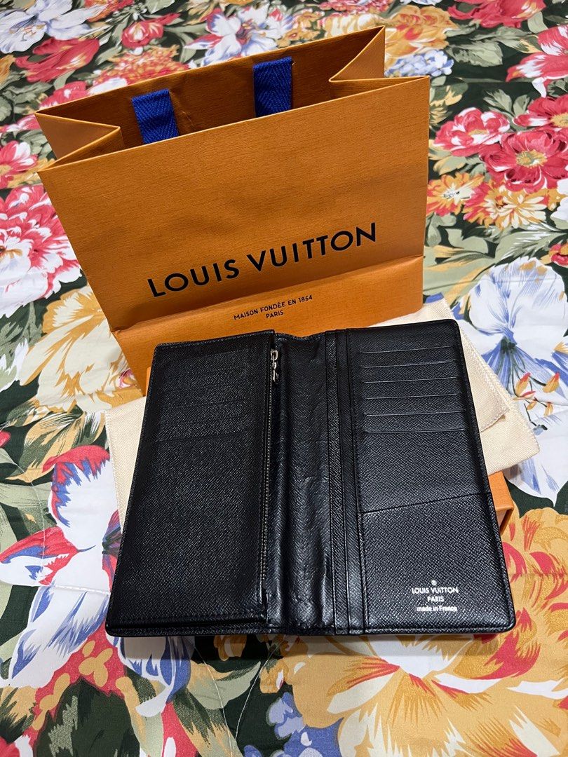 Louis Vuitton Wallet Zippy. Wild At Heart M80677. Made In France. Receipt.  Rare.