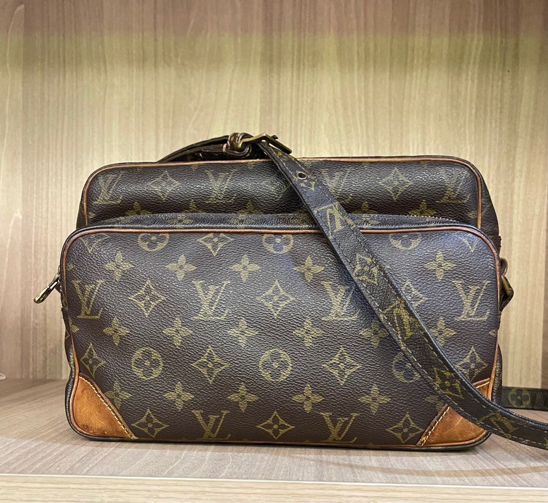 Louis Vuitton LV Vintage Marais Bucket Shoulder Bag, Luxury, Bags & Wallets  on Carousell