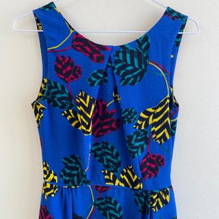 (Category: ) located in . Submitted by styleconnector (Listing ID 1228564214, Image 1). Description: .