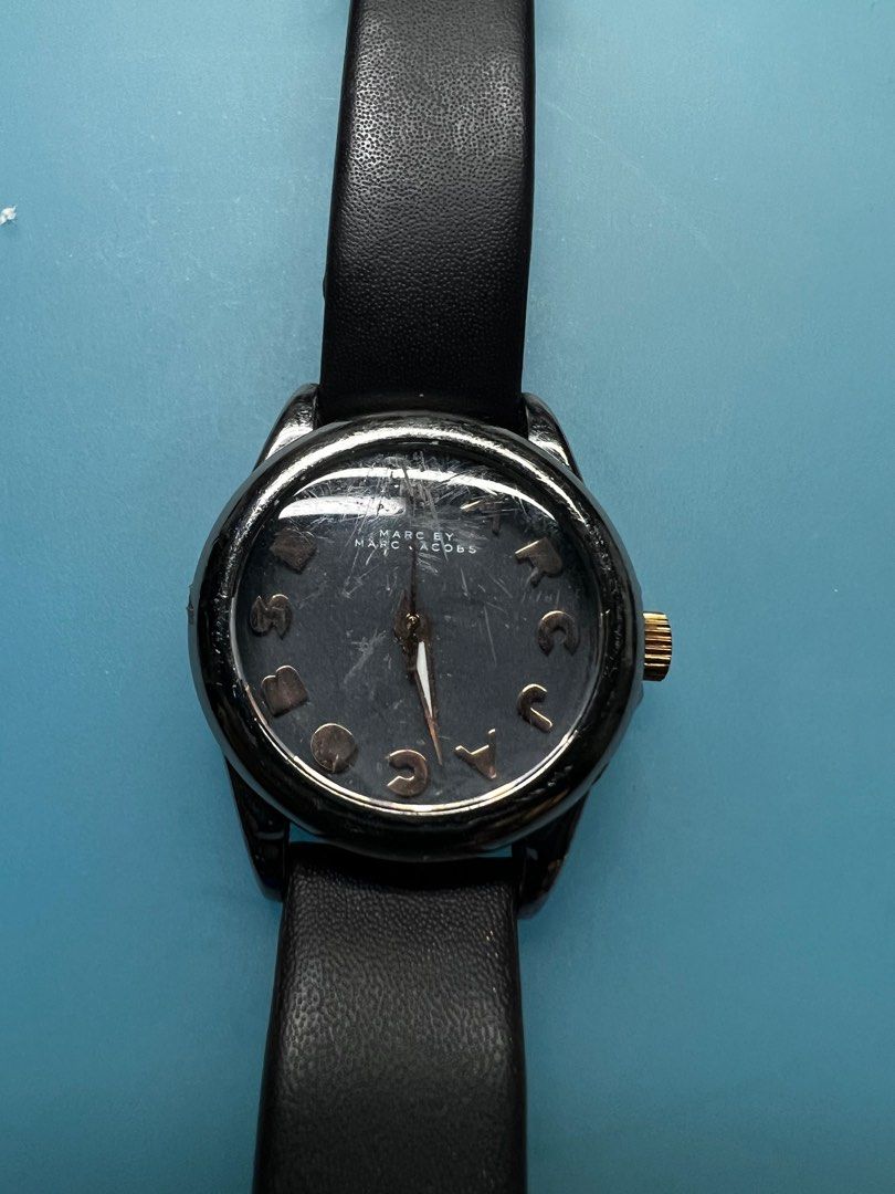 Marc jacobs hotsell women's black watch