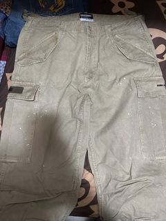 （分類：）位於 。 由 edwinypw 提交（商品編號 1228624813，圖片 1）。簡介： 。