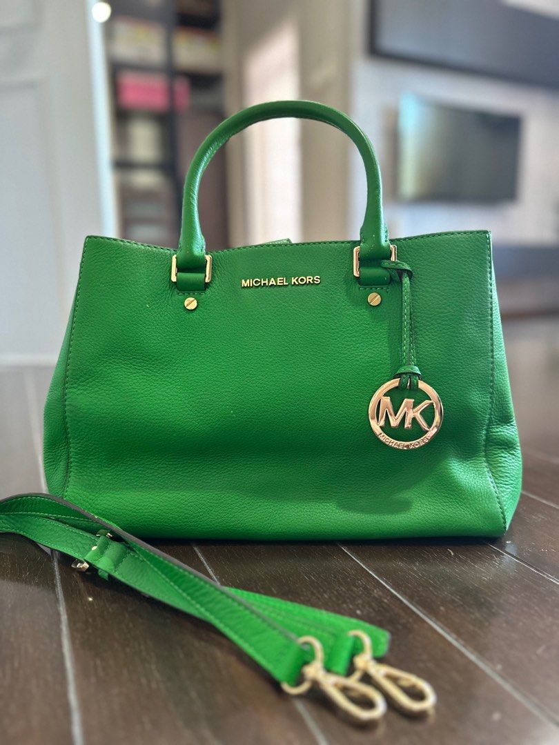Authentic MICHAEL KORS Bag