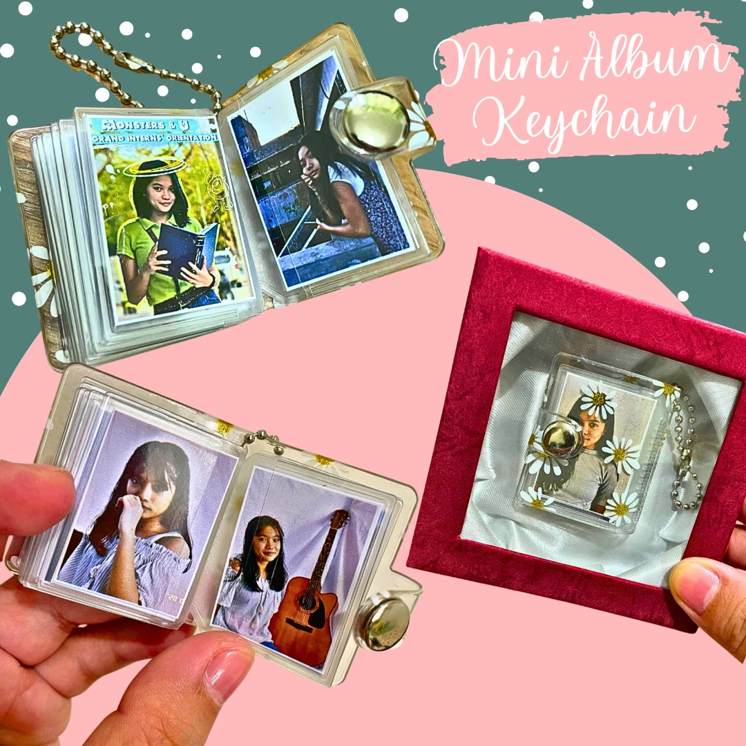 Mini Album keychain-ID keychain with photos., Hobbies & Toys ...