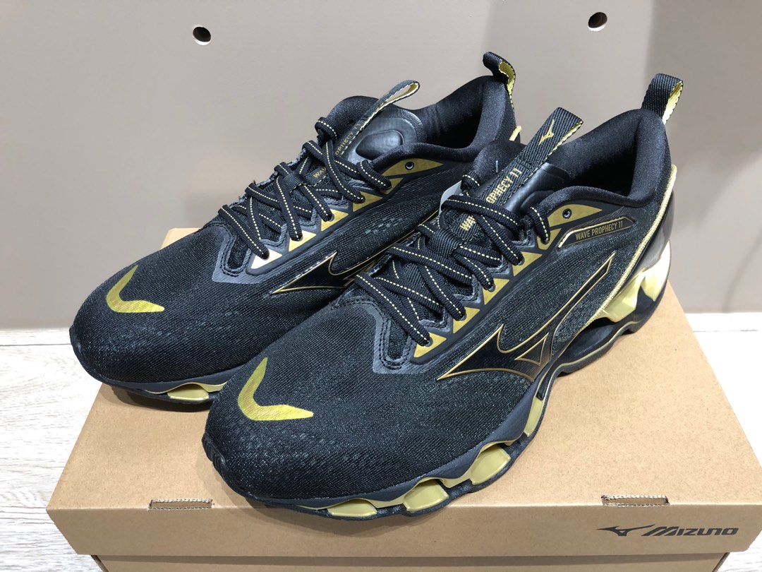 Mizuno Men Wave Prophecy 11 Black/Gold 男裝路跑鞋跑步鞋, 男裝, 鞋