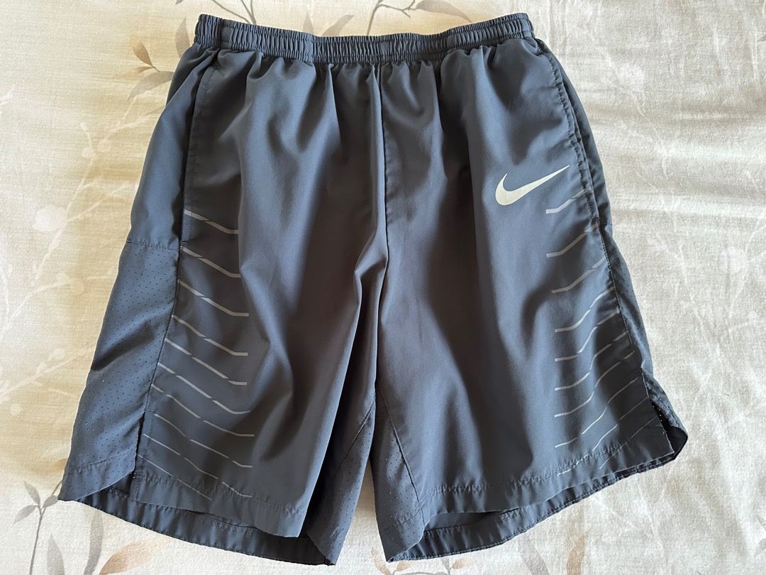 Challenger men's 7 running shorts sales