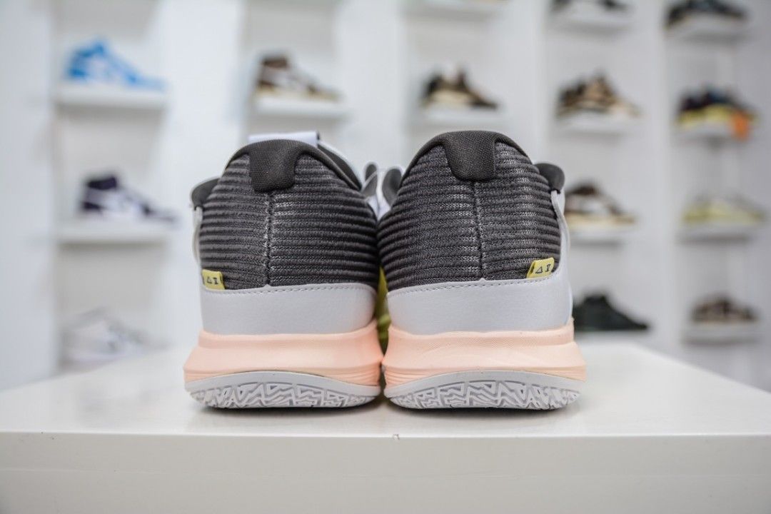 Kyrie 5 effect online