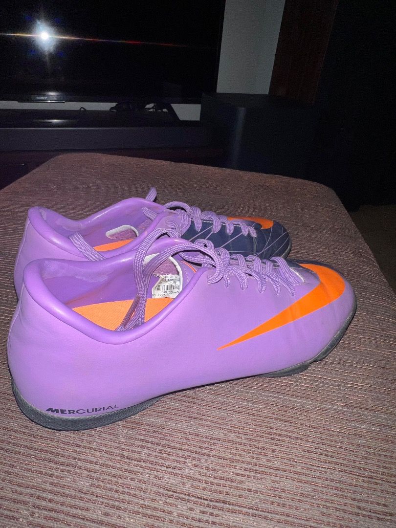 mercurial nike futsal shoes