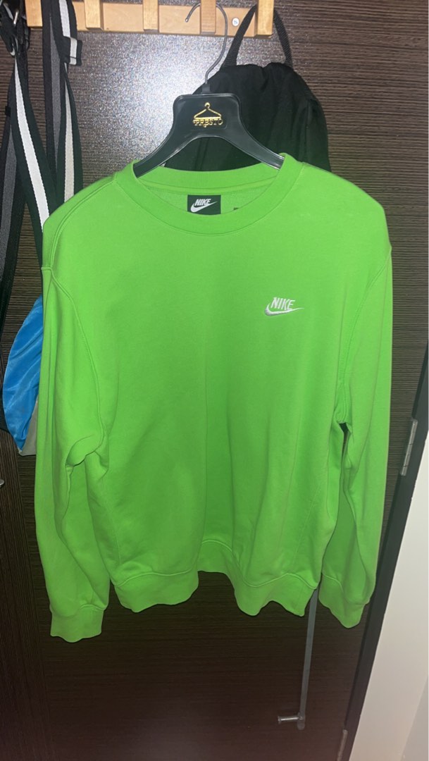 NIKE SWEATER, Men's Fashion, Tops & Sets, Hoodies on Carousell