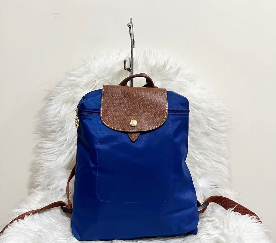 Original longchamp backpack in dark blue, Women's Fashion, Bags