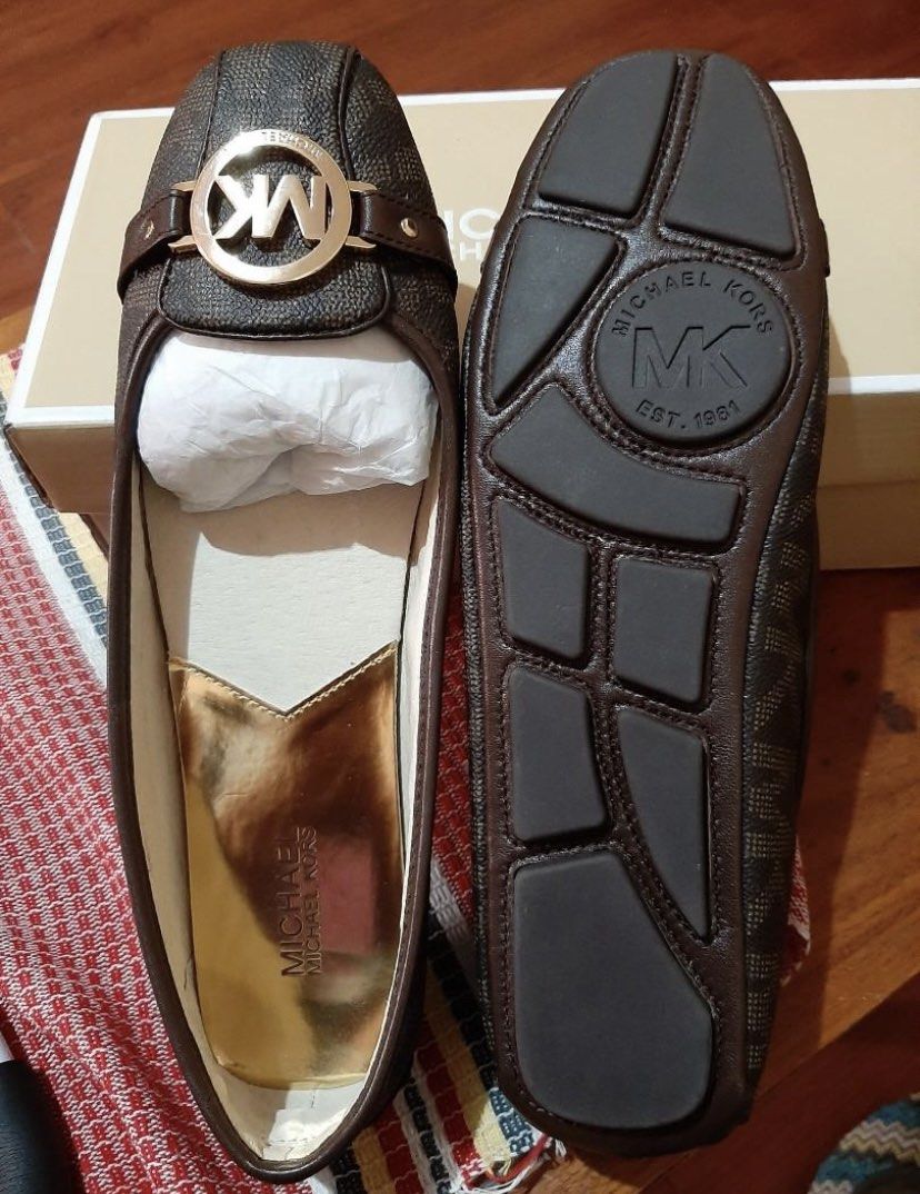 michael kors doll shoes price