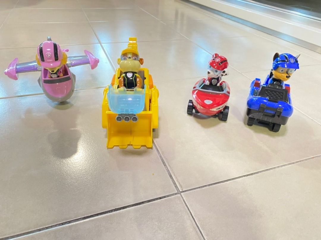 Paw patrol sea top patrol racer gift set