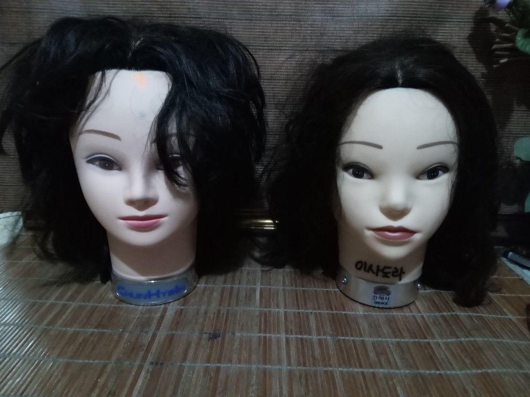 Php500 take 2, Hair and Make Up Mannequin Heads (Category: Makeup) located in Mandaluyong City. Submitted by Storage_Warrior (Listing ID 1228611182, Image 1). Description: Php500 take 2, Hair and Make Up Mannequin Heads.