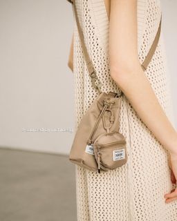 PORTER Collection item 3