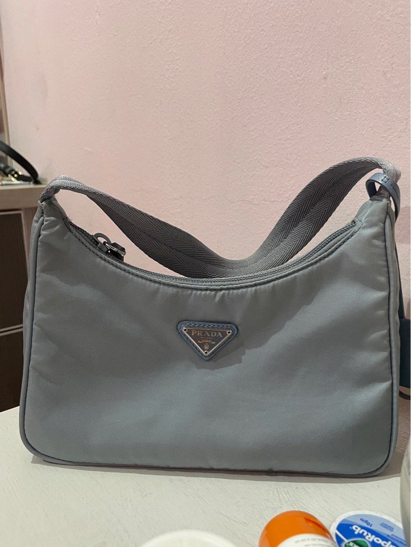 Pre-loved Prada Hobo Re-edition 2000, Luxury, Bags & Wallets on Carousell
