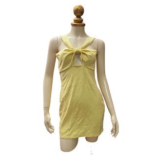 PRETTYLITTLETHING Casual Sexy Dress in Yellow