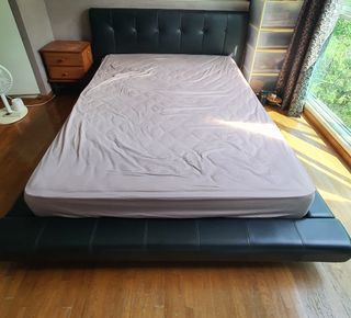 (Category: ) located in . Submitted by localaunty (Listing ID 1228583627, Image 1). Description: .