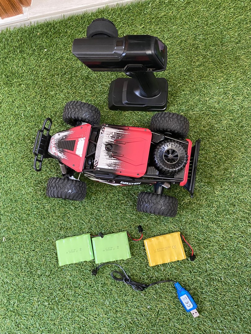 Remote control toy car (battery operated), Hobbies & Toys, Toys & Games