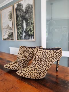 Size US8 Hey Monday Leopard Print Stiletto Shoes