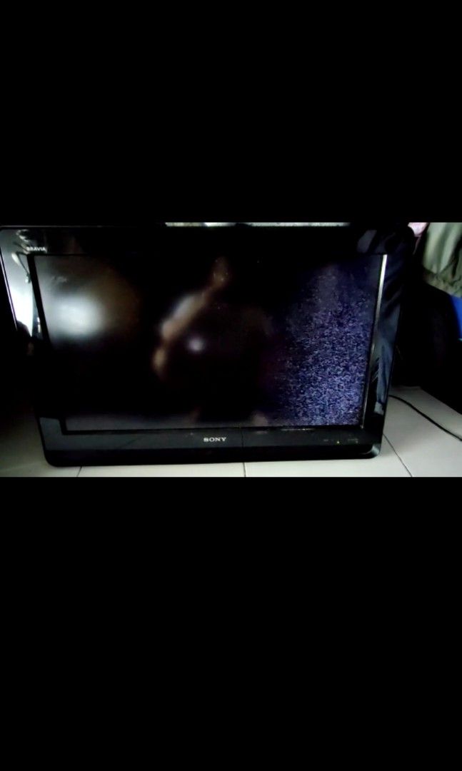 Faulty SONY BRAVIA 32 Inch LCD TV (KLV32S400A) for parts., TV & Home