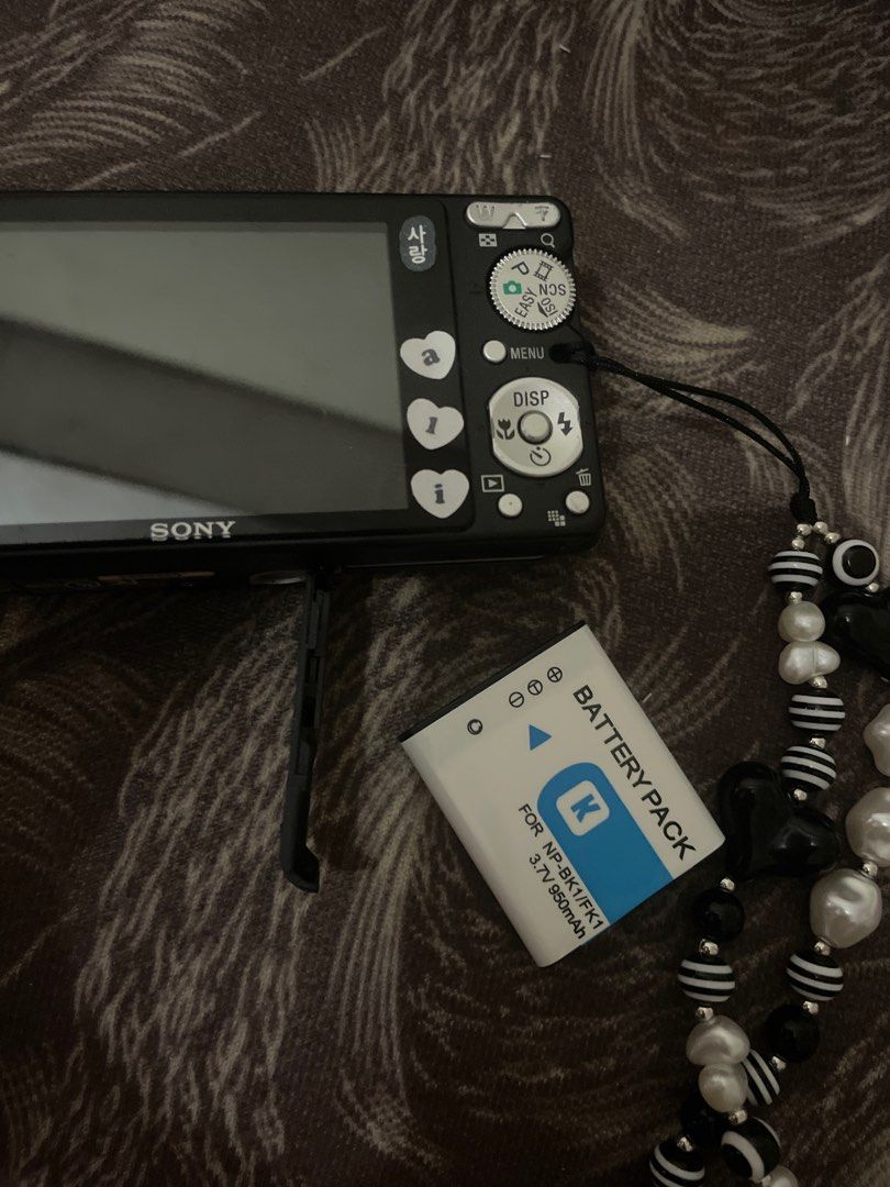 Sony Cybershot DSC S950, Photography, Cameras on Carousell