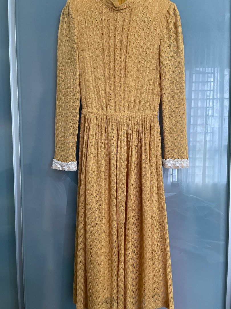 Vintage mustard yellow lace dress, Women's Fashion, Dresses & Sets
