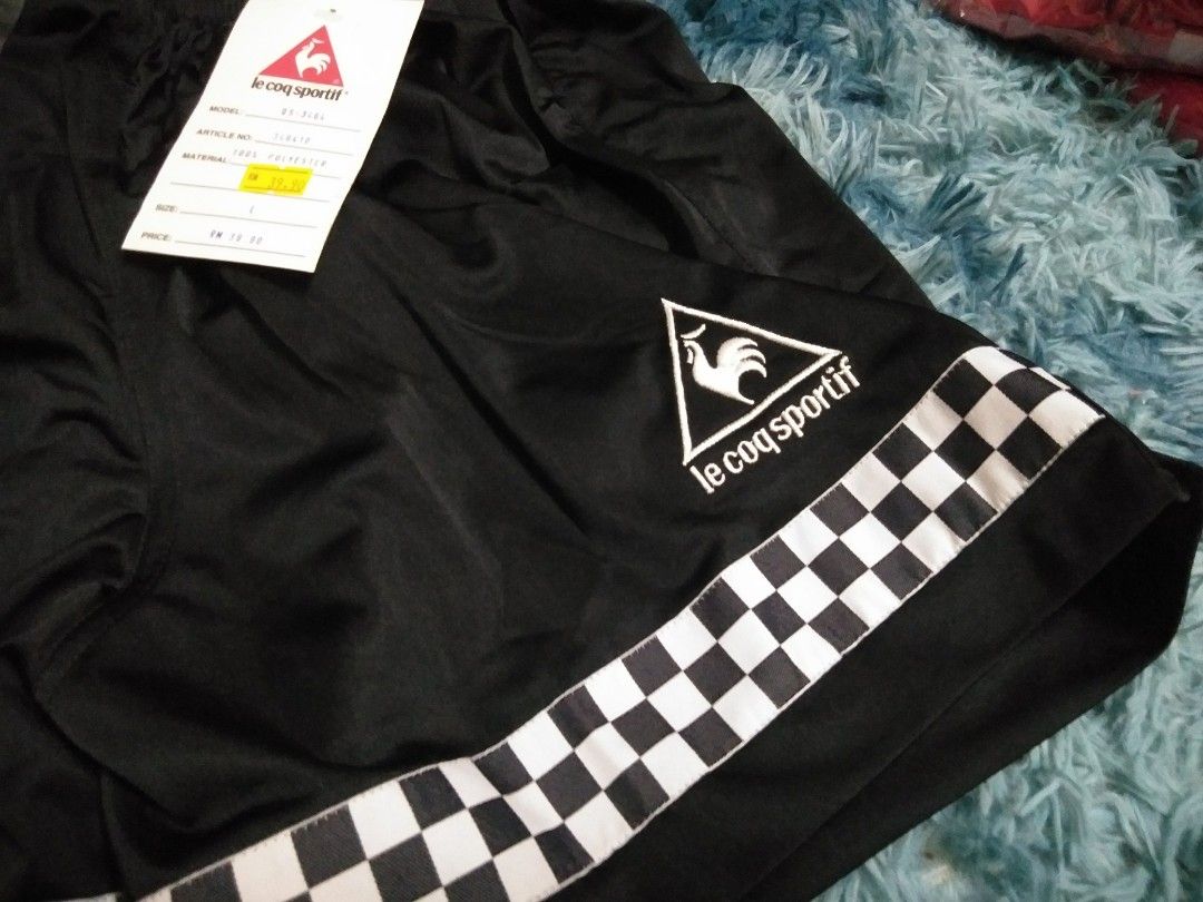 Vtge leco sportif, Men's Fashion, Bottoms, Shorts on Carousell