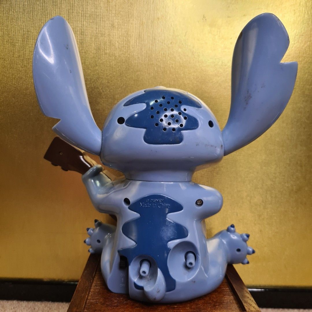 Stitch figure type alarm clock ukulele clock : Real Yahoo auction salling