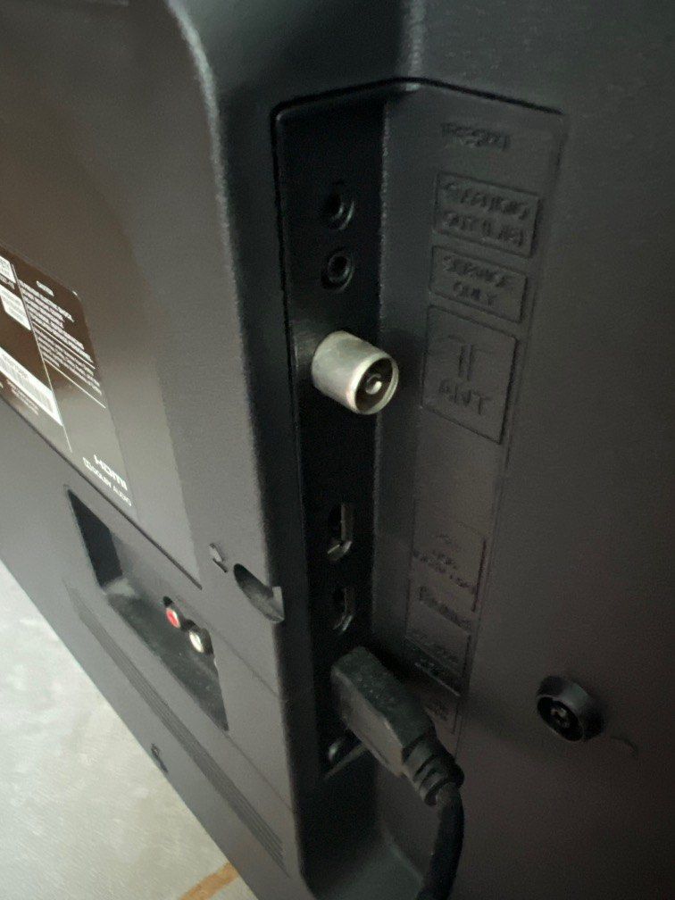 32 Inch Sharp LED TV NonSmart, TV & Home Appliances, TV